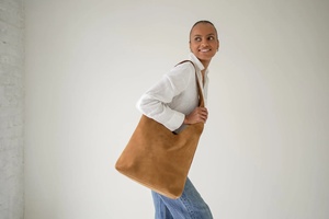 Premium Genuine Leather Fringe Handbag for Women – Vintage Boho Style Shoulder <b>Bag</b> with Tassels & <b>Studded</b> Detail - Product Image 2