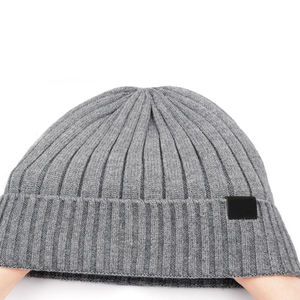Bonnet personnalisé pour les marques de streetwear de boutiques, en tricot côtelé avec revers, logo personnalisé, marque privée, fournisseur d'usine en gros - Product Image 2