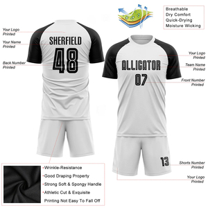 Conjuntos de Camisetas de Fútbol Transpirables de Secado Rápido de la Mejor Calidad, 100% Poliéster, Uniformes Sublimados para Adultos, Personalizados, Manga Corta, OEM - Product Image 3