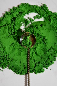 Espirulina en Polvo, Extracto Herbal, Superalimento Natural de Algas, Suministro a Granel en Envases de Botella para Compradores Globales de la Industria - Product Image 4