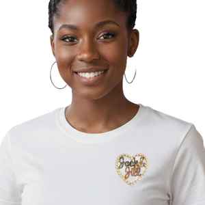 Broche de Perlas con Forma de Corazón y Letras con Pedrería, Joyería de Moda, Regalo para Mujer, Marca Jack and Jill - Product Image 5