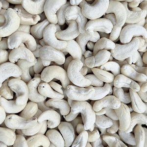Hot Sale Raw Cashew <b>Nuts</b> Cashew <b>Nuts</b> WW180, WW240, WW320, LP, WS Cashew <b>Nuts</b> 1Kg Private Label Packaging Available - Product Image 1