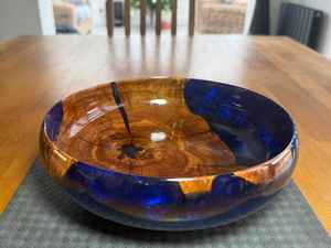 Bol en bois, bol décoratif en résine et bois, petit plat à bagues, bol à bibelots fait main, bol bleu, plat à bagues en résine époxy - Product Image 6