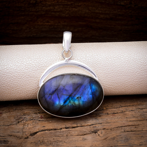 Natural Labradorite Pendant 925 Sterling Silver Blue <b>Flash</b> Gemstone Jewelry Gift for Her - Product Image 1