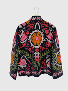Veste en velours à col mandarin brodée à la main avec des motifs floraux, manches longues, style bohème chic, vêtements d'automne pour femmes, taille plus - Product Image 5
