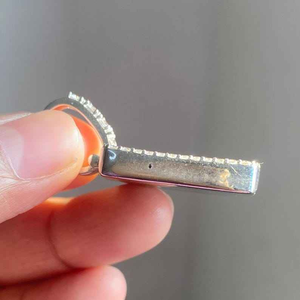 Collier Pendentif Lettre Initiale en Diamant de Laboratoire, Breloque Alphabet Sertie de Diamants, Bijou Unisexe de Luxe Hip Hop, Accessoire Cadeau - Product Image 4