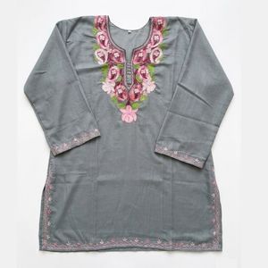 Faux cols élégants gris acier avec broderie paisley rose, légers, pour femmes, toutes saisons - Product Image 4