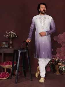 Colección de ropa étnica premium para hombre, kurta de algodón y seda con conjunto de pijama disponible a un precio asequible para cada ocasión especial. - Product Image 4