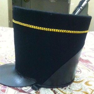 Chapeau Shako Black Citadel Academy avec bande dorée en relief, broderie 3D, ajustable, pour usage extérieur, 100% laine - Product Image 3