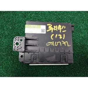 ECUs et modules informatiques d'occasion Prius 8865047171 - Product Image 1