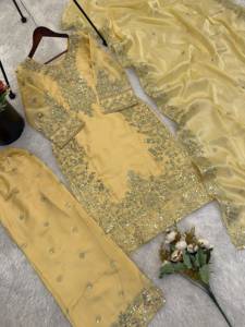 Most Selling Ladies <b>Kurti</b> Palazzo With Matching Dupatta Trendy Traditional Wear Set <b>For</b> <b>Women</b> And Girls Available <b>For</b> Sale - Product Image 5