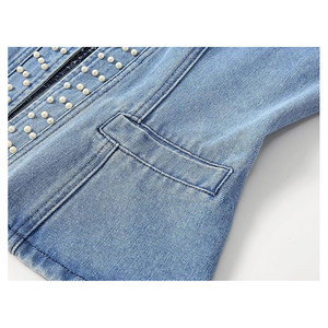 เสื้อแจ็คเก็ตยีนส์ประดับมุกสำหรับผู้หญิง แขนยาว ไม่มีปก แต่งหมุด  ทรงสั้น มีกระเป๋าเก๋ไก๋ ดูหรูหรา - Product Image 4