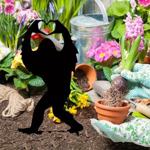 Statua da Giardino Trendy e Divertente di Bigfoot CIFbuy, Scultura Unica a Cartone Animato, Decorazione per Esterni, Regalo Perfetto con Servizio di Ritiro - Product Image 1