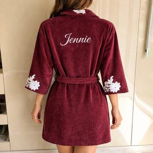 Albornoz de Lujo para Mujer, Elegante y Discreto, con Nombre Bordado Personalizado, Suave, para Spa, Regalo de Boda para Novia o Dama de Honor, 100% Algodón Peinado Premium - Product Image 4