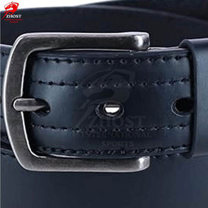Ceinture en cuir pour homme sur mesure avec boucle en métal classique en cuir durable, ajustement confortable pour un usage quotidien moderne - Product Image 5