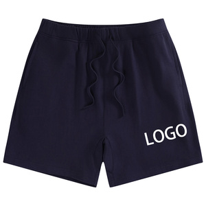 Shorts pour hommes en polyester respirant, couleur marine unie, avec cordon de serrage et logo frontal, vêtements de sport décontractés - Product Image 1