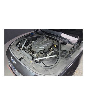 Genesis G90 3.3 T AWD 2019 con 230,855 km, Caja de Cambios Automática, Estándar de Emisiones Euro V, Asientos de Cuero, Volante a la Izquierda, Cámara Trasera - Product Image 6