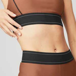 Conjunto deportivo de yoga sin costuras para mujer, transpirable, 2 piezas, ropa deportiva y para correr. - Product Image 4