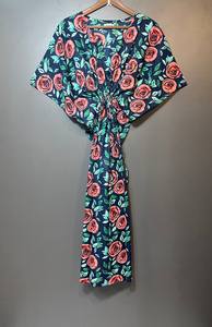 ชุดคลุมยาวลายสัตว์ คอวี ทรงปล่อยชายระบาย ผ้าฝ้ายอินเดียเนื้อนุ่ม แต่งลูกไม้ เหมาะสำหรับใส่ไปทะเล ของขวัญเพื่อนเจ้าสาว สำหรับผู้หญิง - Product Image 4