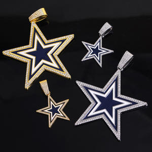 จี้เพชรโมอิสซาไนต์ Luxira Jewels รุ่น Star เงินแท้ 925 ชุบทอง 18K ฝังเพชรแบบไมโคร ทรงเหลี่ยมเจียระไน สำหรับทุกเพศ สไตล์ฮิปฮอป ของขวัญสำหรับใช้ในชีวิตประจำวัน - Product Image 1