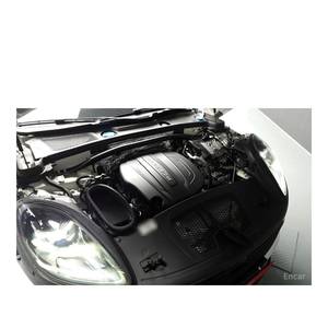 Porsche Macan 2.0 2019 con 83,322 km, Asientos de Cuero, Volante a la Izquierda, Cámara Trasera - Product Image 6