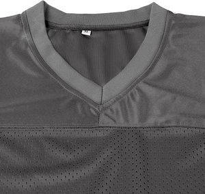 Maillot de football américain personnalisé 2026 le plus demandé – Uniforme d'équipe respirant et anti-humidité à col en V – Haut de sport - Product Image 4