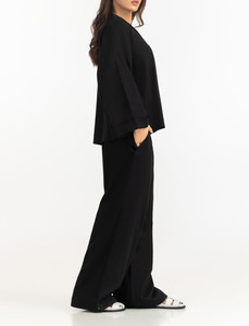 Nouvelle conception de chemise noire boutonnée surdimensionnée pour femmes, fabriquée au Pakistan, coupe ample, ourlet asymétrique, chemise décontractée pour tous les jours - Product Image 3