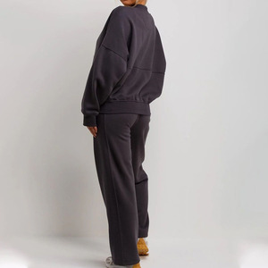 Conjunto Deportivo Oversize Negro para Mujer, Cuello Redondo, Manga Larga, Corte Holgado, Color Sólido, Ropa Casual de Otoño con Bolsillos Laterales - Product Image 3
