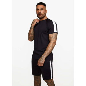 Ensemble de T-shirts et Shorts Personnalisés à Col Rond de Qualité Supérieure – Prix Raisonnable – Tenue de Musculation Ajustée – Ensemble 2 Pièces - Product Image 1