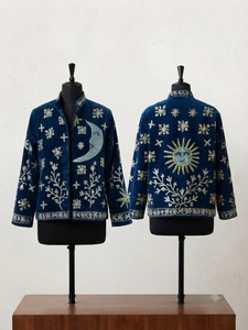 Chaqueta de Terciopelo Suzani Azul Marino Hecha a Mano para Mujer, Bordado Floral de Luna Creciente, Estilo Boho Étnico, Proveedor Mayorista de Ropa Exterior para Boutiques - Product Image 3