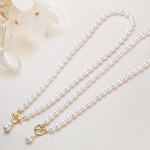 Collier minimaliste en perles d'eau douce pour femmes, design polyvalent et tendance, chaîne de clavicule - Product Image 3