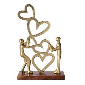 Escultura de Figuras de Amor Chapadas en Oro, Decoración Artística Hecha a Mano para Mesa, Diseño Contemporáneo para Sala de Estar, Día de San Valentín - Product Image 1