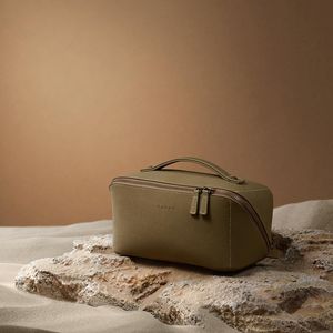 Borsa da Viaggio per Trucco in Finta Pelle Scamosciata di Grande Capacità per Donne, Organizer Portatile con Tasca Piatta, Borsa per Cosmetici e Articoli da Toeletta - Product Image 4
