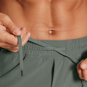 Pantalones cortos deportivos 2 en 1 para hombre, hechos a medida, de color sólido, de secado rápido, hechos en Pakistán - Product Image 4