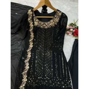Conjunto de traje de fiesta de diseñador para mujer con bordado elegante - Product Image 3