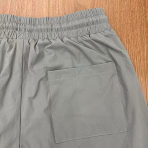 Pantalones Cortos de Chándal Personalizados para Hombre, Estilo Vintage, Lisos, Transpirables, de Punto, hasta la Rodilla, de Malla de Nylon, Holgados, con Acabado Sand Blast y Lavado Ácido - Product Image 5