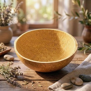 Bol de service artisanal en bois de calebasse naturel - Product Image 3