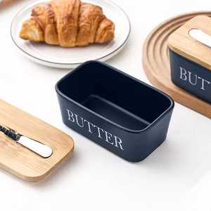 Boîte de rangement élégante pour cuisine avec couvercle en bois pour l'organisation moderne de la maison et la présentation sur comptoir - Product Image 3