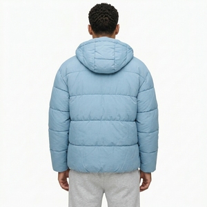 Chaqueta Acolchada con Capucha Azul Claro para Hombre, Corte Regular, Poliéster, Resistente al Viento, Abrigo Casual de Invierno con Cierre de Cremallera - Product Image 2