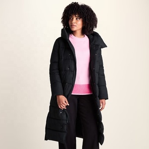 Abrigo largo de plumón para mujer, chaqueta acolchada de invierno, impermeable, a prueba de viento, transpirable, con capucha, elegante chaqueta larga tipo burbuja. - Product Image 4
