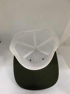 Casquette de camionneur structurée à 6 panneaux avec logo personnalisable, profil moyen, maille respirante, pour adulte, fabriquée en usine au Vietnam, style streetwear classique - Product Image 5