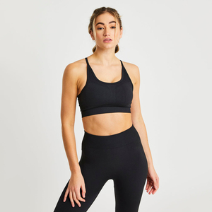 Ensemble de yoga et de fitness de haute qualité pour femmes, respirant, uni, avec logo personnalisé sur le devant, vêtements de sport pour la gym avec service OEM ODM - Product Image 2