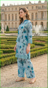 Conjunto coordinado de algodón azul polvo con estampado floral Schiffli - Product Image 3