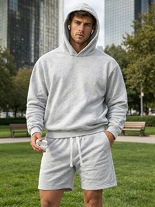 Ensemble de sweat-shirt à capuche gris pour homme, ensemble décontracté en tissu molletonné uni, short assorti, tenue de printemps, tissu doux et confortable - Product Image 3
