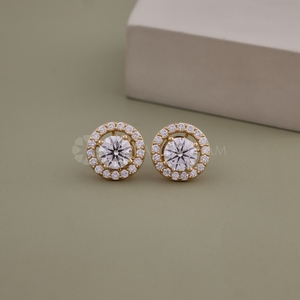 Nouvelles boucles d'oreilles en diamant de laboratoire taille ronde en or jaune, boucles d'oreilles en diamant de qualité supérieure à vendre, exportées d'Inde - Product Image 3
