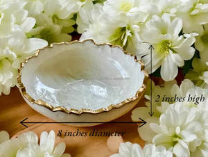 Handmade Resin Bowl Artistic Craft for Modern Homes Perfect for Storage Or Decorative Use - Product Image 2