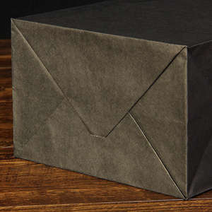 Bolsas de papel kraft negras impresas con su propio logotipo, diseño personalizado al por mayor, para alimentos y procesamiento, bolsa de papel reciclado de lujo. - Product Image 3