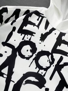 Sweat à capuche décontracté pour homme personnalisé, logo imprimé sur le devant, tricoté de qualité supérieure, 100% coton, coupe classique, écologique, séchage rapide - Product Image 2