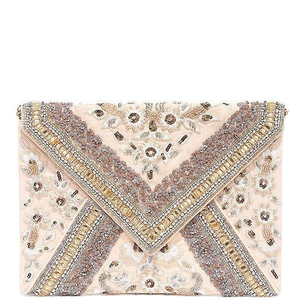 Sac à bandoulière brodé floral de qualité supérieure pour femmes avec des broderies complexes, des perles décoratives et une finition artisanale élégante - Product Image 3