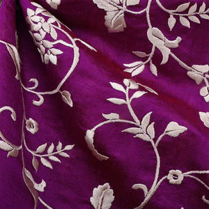 Tela de Chifón Bordada Malty Dobby, 100% Poliéster, Transpirable, Ecológica, de Peso Medio, para Bodas, Color Personalizado - Product Image 3